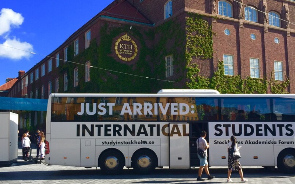 \"Bus